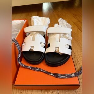 Hermes chypre Black and White Sandals
